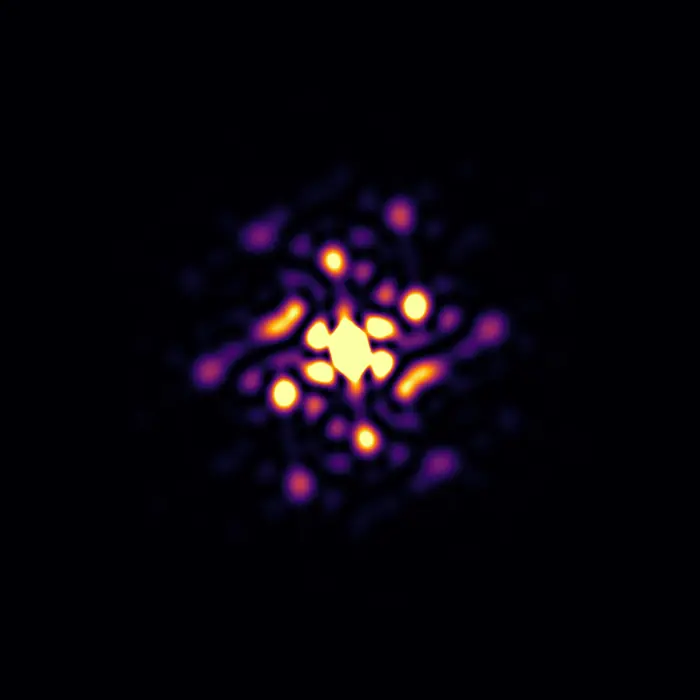 Diffraction pattern of structure fluorothing