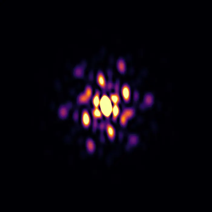 Diffraction pattern of structure thing